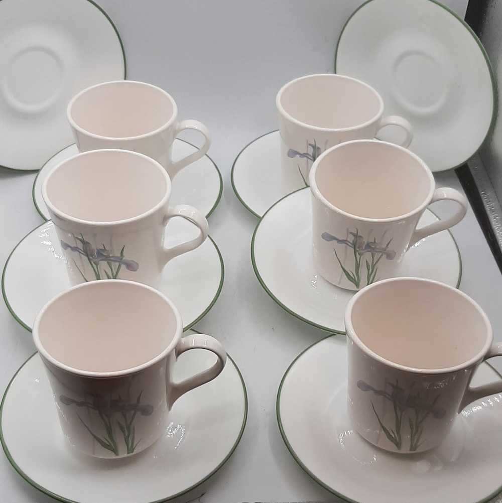 Vintage Corelle by Corning 12 PC Shadow Iris Set 6 Mug Cups 6 Saucers USA